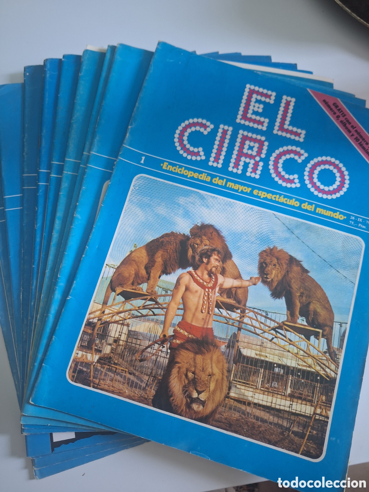 Carteles espect&aacute;culos: El Circo en fasciculos. - Foto 1