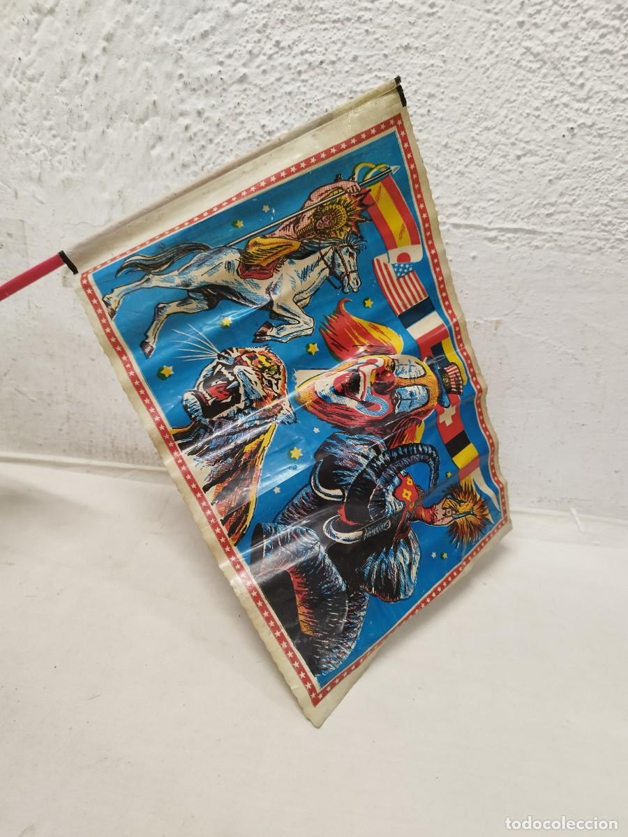 Carteles espect&aacute;culos: Antigua bandera de circo, espect&aacute;culo. De pl&aacute;stico. - Foto 1