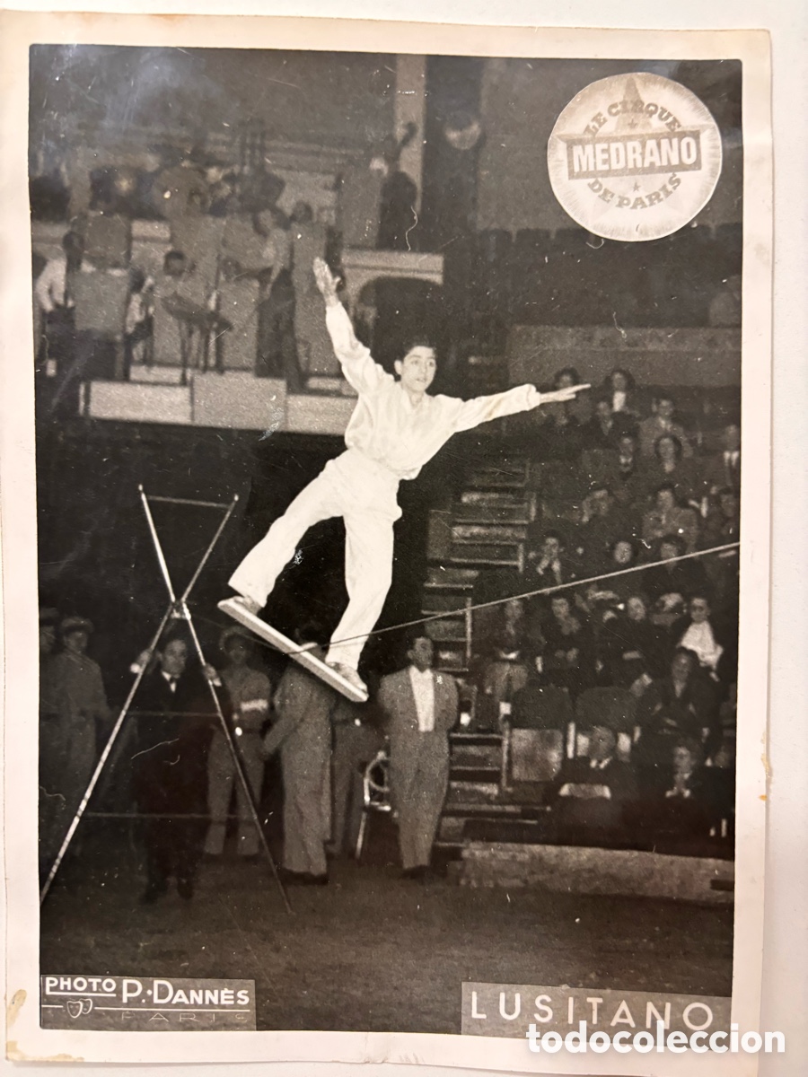 Carteles espect&aacute;culos: Foto original circo medrano de paris del equilibrista lusitano