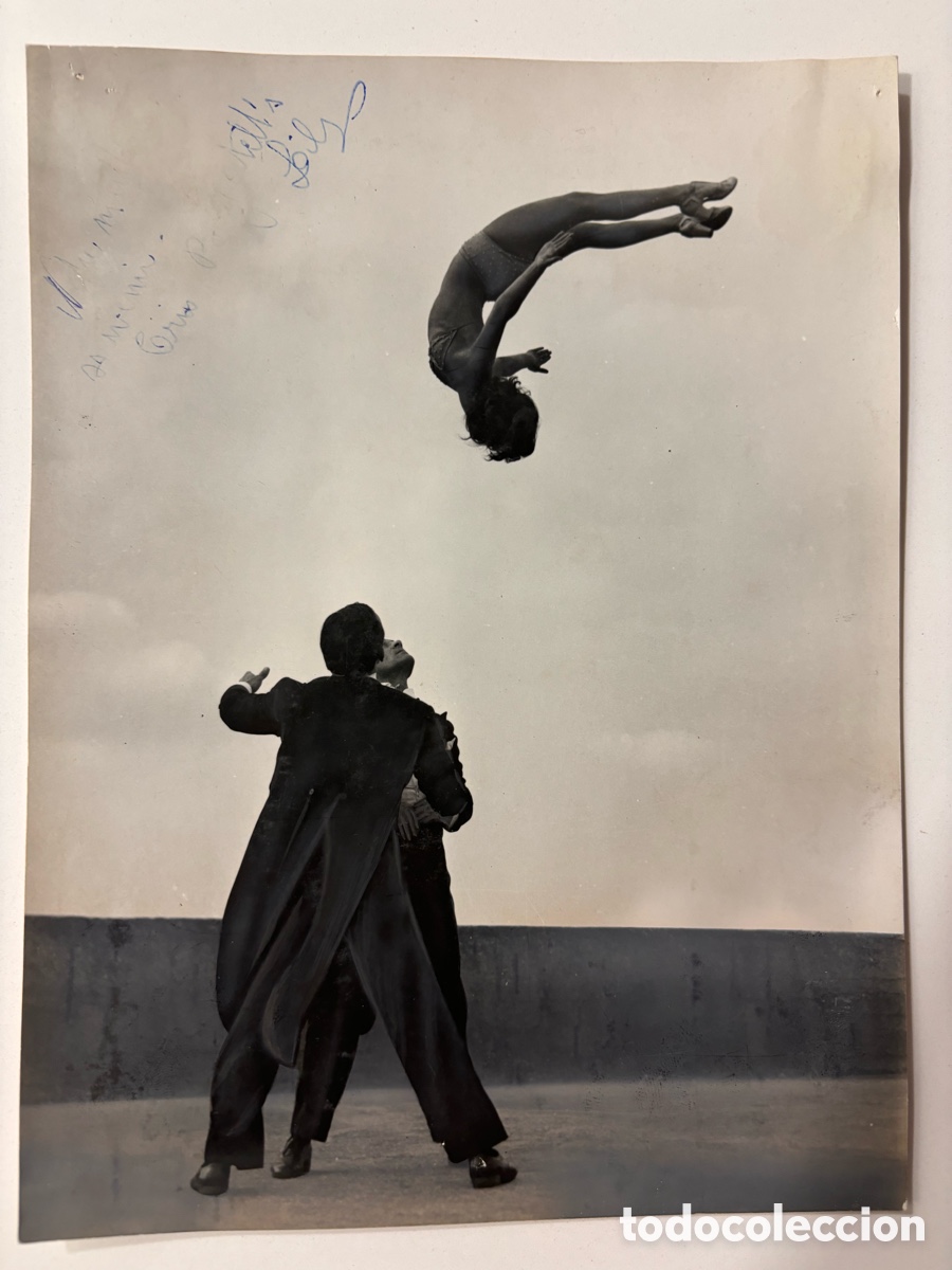 Carteles espect&aacute;culos: Foto original con aut&oacute;grafo de los acr&oacute;batas les Bagatell,s