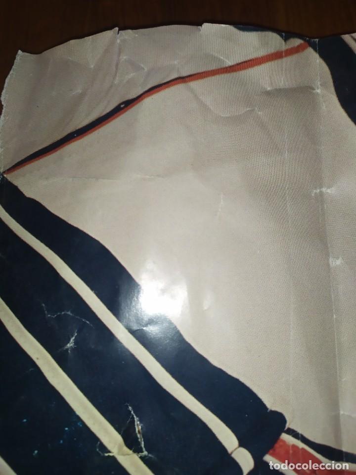 Coleccionismo deportivo: CARTEL SKIWEAR HCC - Foto 7