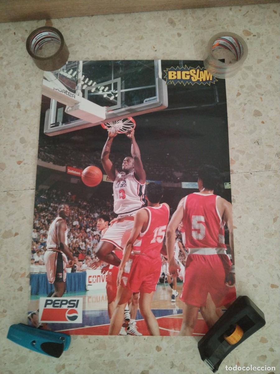 Coleccionismo deportivo: POSTER PEPSI COLA SHAQUILLE O NEAL 45CM ANCHO 67CM ALTO