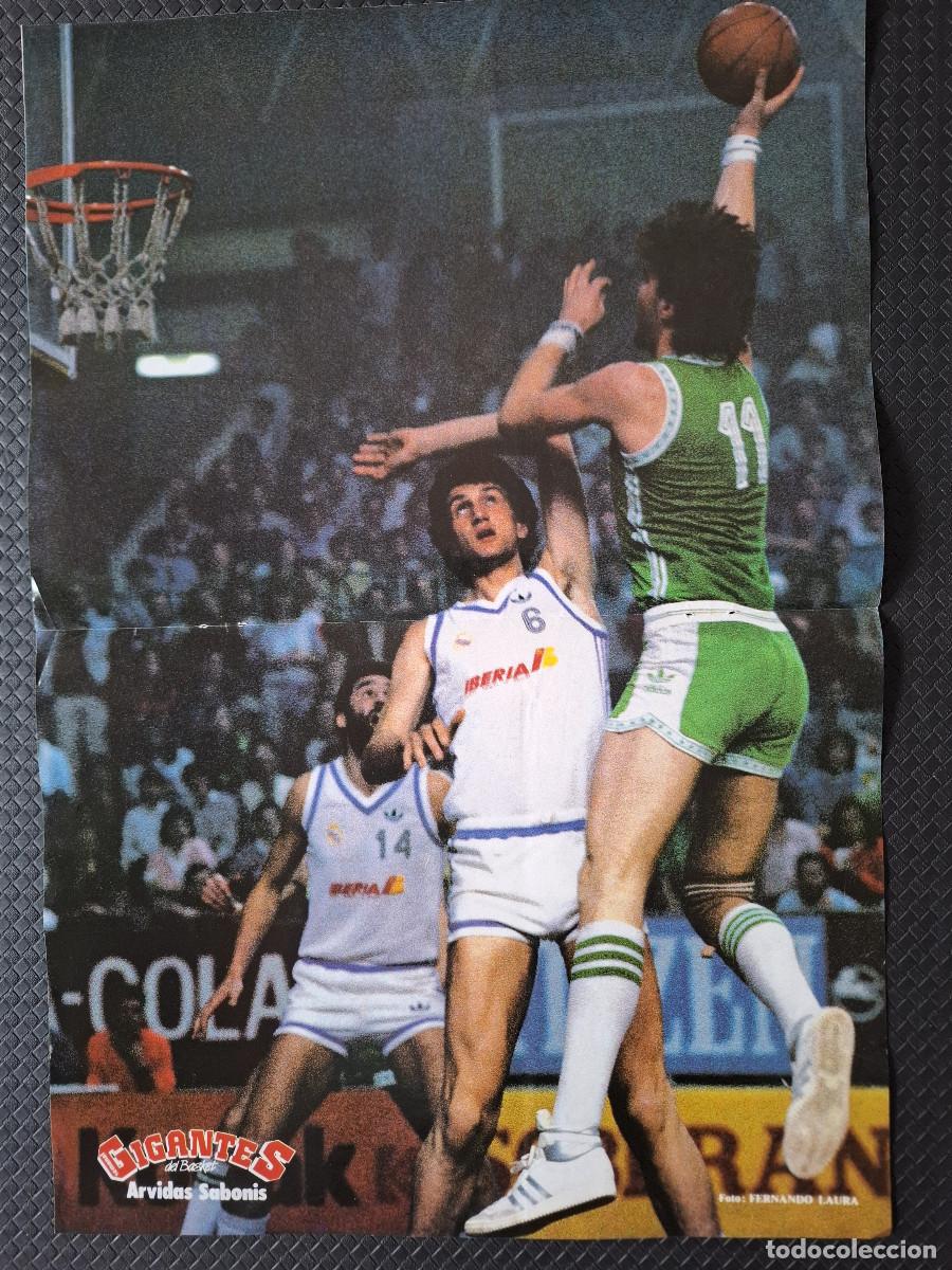Coleccionismo deportivo: Poster baloncesto basket Arvidas Sabonis revista Gigantes del Basket