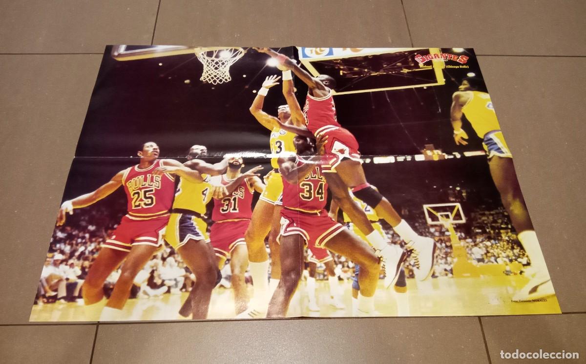 Coleccionismo deportivo: P&Oacute;STER CARTEL NBA REVISTA MAGAZINE GIGANTES DEL BASKET MICHAEL JORDAN CHICAGO BULLS 1987