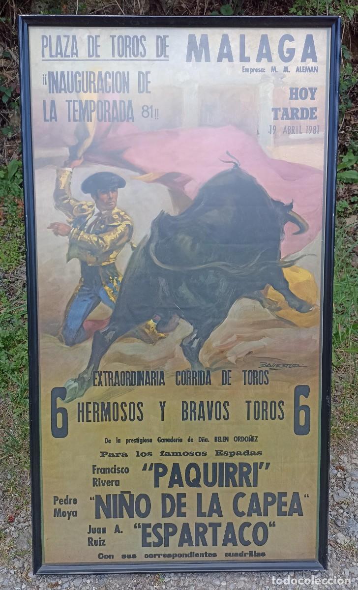 Coleccionismo deportivo: Cartel de toros Paquirri, Ni&ntilde;o de la Capea y Espartaco, Malaga 1981