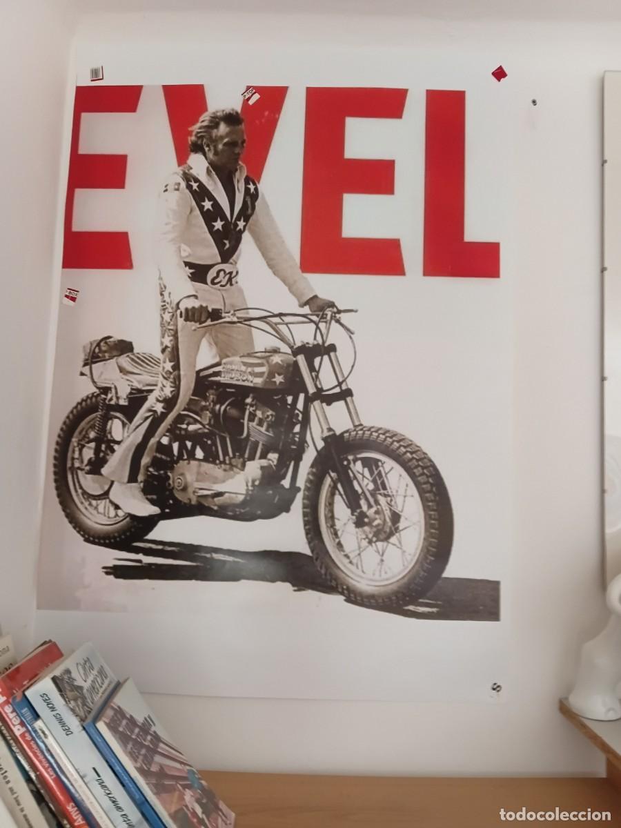Coleccionismo deportivo: Poster moto . EVEL KNIEVEL .Shouman americano de saltos en moto .