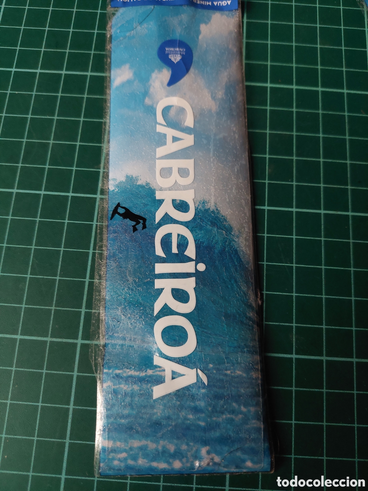 Coleccionismo deportivo: ETIQUETA DEPORTES SURF AGUA MINERAL NATURAL GALICIA CABREIROA 1.5 L