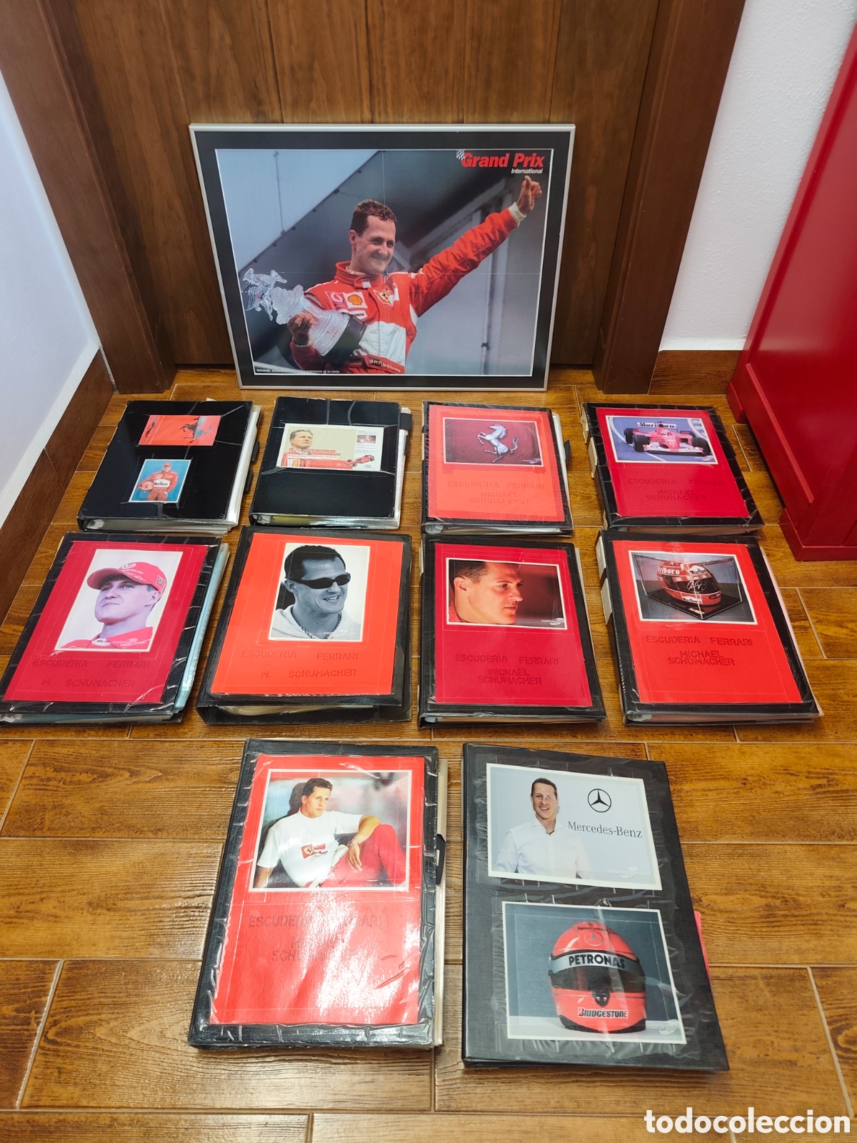 Coleccionismo deportivo: Gran Colecci&oacute;n Exclusiva de Michael Schumacher &ndash; Cuadro y Archivadores Cronol&oacute;gicos