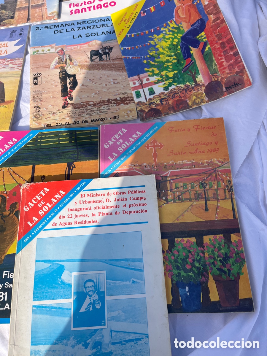 Carteles feria: Gran lote de Gaceta y programa de La Solana - Foto 4