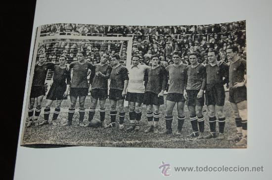 Coleccionismo deportivo: BAR&Ccedil;A . Recorte de la temporada 29-30 - Foto 1