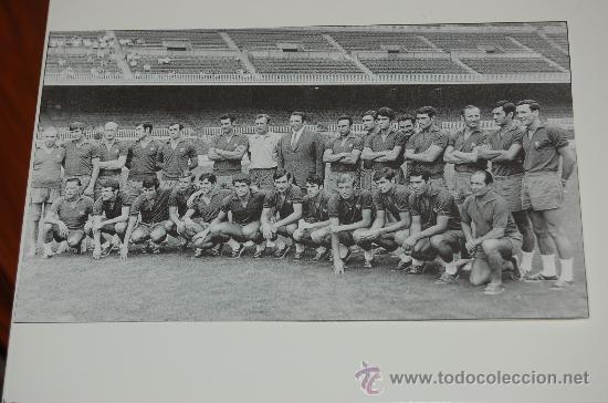 Coleccionismo deportivo: BAR&Ccedil;A : Recorte de la temporada 70 - 71 - Foto 1