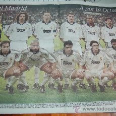 Coleccionismo deportivo: REAL MADRID: PÓSTER DEL EQUIPO QUE DERROTÓ 2 A 0 AL BAYERN EN LA CHAMPIONS LEAGUE 99-2000. Lote 20240210