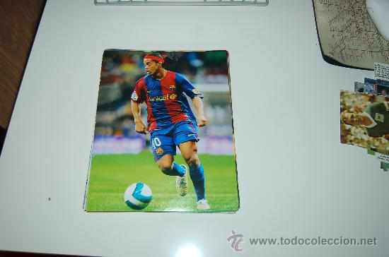 Coleccionismo deportivo: BAR&Ccedil;A: Minip&oacute;ster de RONALDINHO - Foto 1
