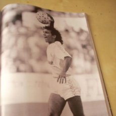 Coleccionismo deportivo: FOTOGRAFÍA DE HUGO SÁNCHEZ. PÁGINA DE PRENSA.. Lote 25533708