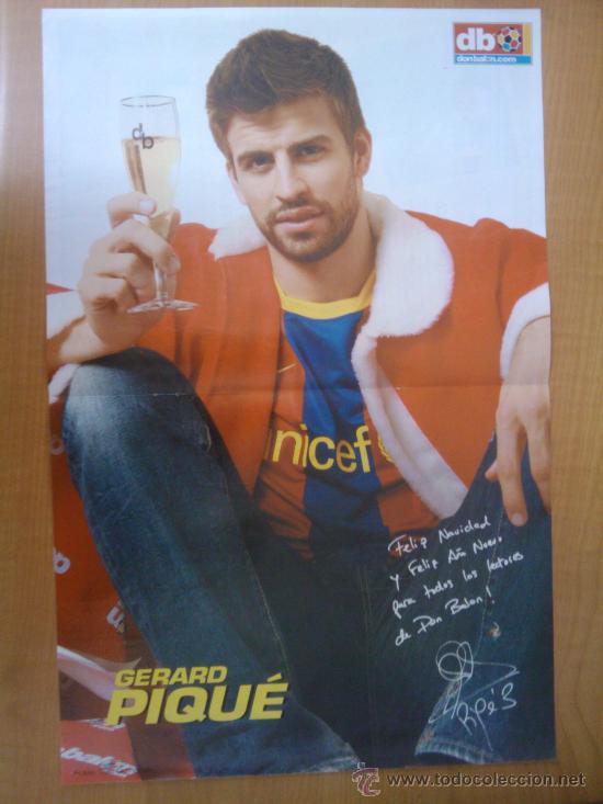 Coleccionismo deportivo: POSTER PIQUE (FC BARCELONA) PAPA NOEL NAVIDAD 2010. REVISTA DON BALON - NUEVO -
