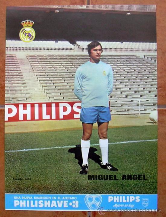 Coleccionismo deportivo: Real Madrid - Miguel Angel - Poster tama&ntilde;o 41x30 - a&ntilde;os 70
