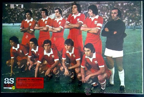 Coleccionismo deportivo: POSTER AS COLOR N&ordm; 220 DYNAMO DE BUCAREST - Foto 1