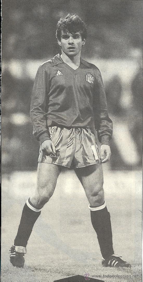 Collectionnisme sportif: SELECCI&Oacute;N ESPA&Ntilde;OLA DE F&Uacute;TBOL: Gran recorte de ELOY OLAYA