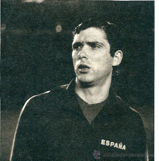 Collectionnisme sportif: SELECCI&Oacute;N ESPA&Ntilde;OLA DE F&Uacute;TBOL: Recorte de &Aacute;NGEL MAR&Iacute;A VILLAR