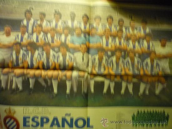 Coleccionismo deportivo: PAGINA CENTRAL DEL PERIODICO CON LA PLANTILLA DEL R.C.D.ESPA&Ntilde;OL