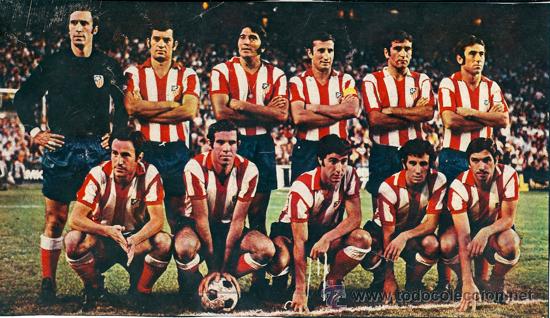 Coleccionismo deportivo: ATL&Eacute;TICO DE MADRID: Gran recorte de 1972 - Foto 1