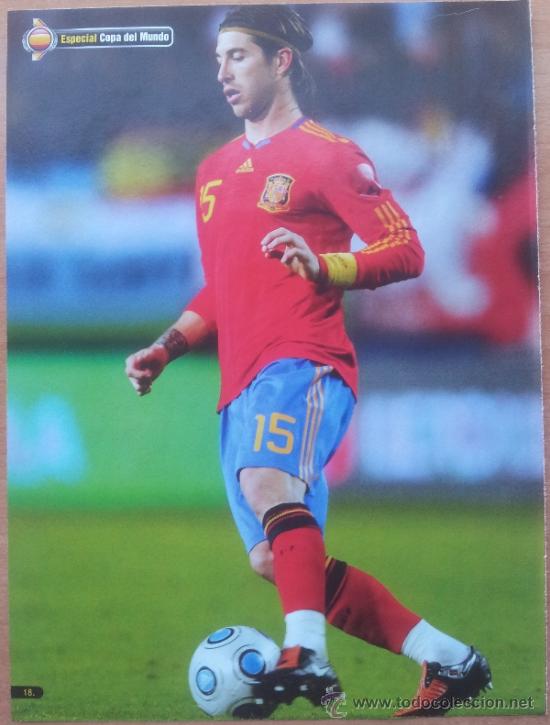 Coleccionismo deportivo: MINI POSTER SERGIO RAMOS (REAL MADRID) SELECCION ESPA&Ntilde;OLA TOP FOOT ESPA&Ntilde;A ESPECIAL MUNDIAL 2010