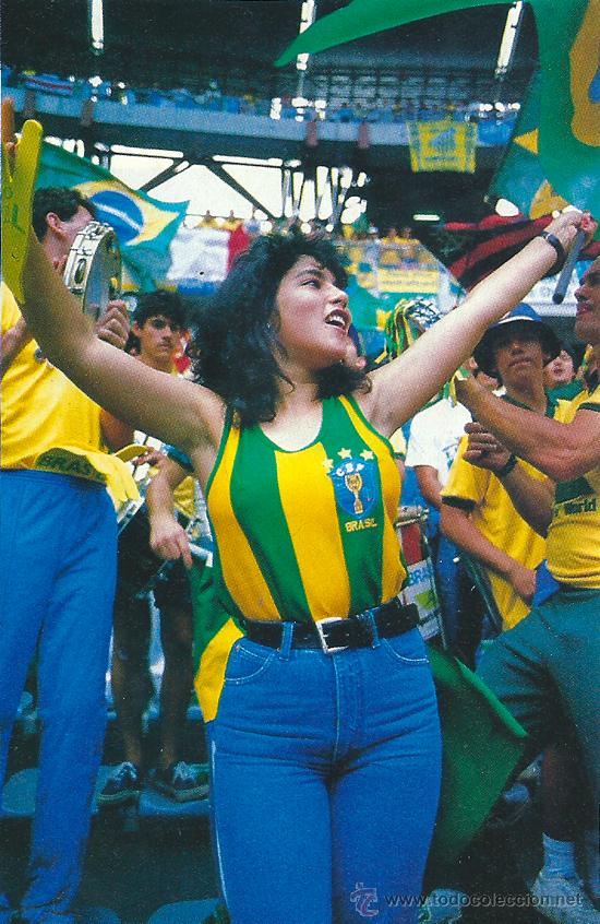 Collezionismo sportivo: SELECCI&Oacute;N DE FUTBOL DE BRASIL: Recorte de una linda torcedora