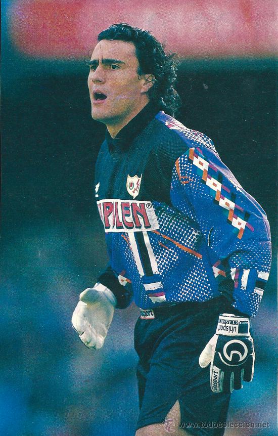 Colecionismo desportivo: AD. RAYO VALLECANO: Gran recorte de TONI. A&ntilde;os 90