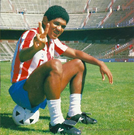 Collezionismo sportivo: ATL&Eacute;TICO DE MADRID: Gran recorte de DONATO. Primeros 90