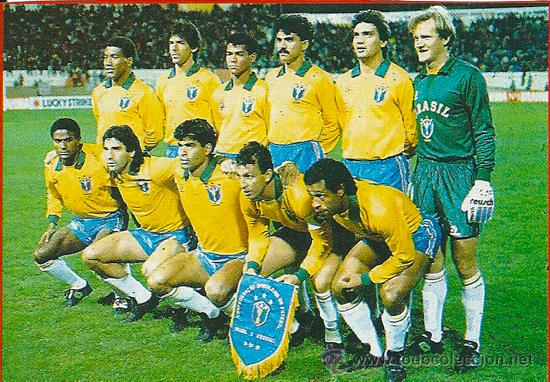 Collezionismo sportivo: SELECCI&Oacute;N DE F&Uacute;TBOL DE BRASIL: Recorte de los primeros 90
