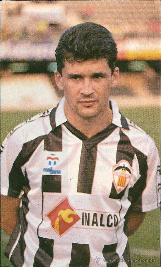 Collezionismo sportivo: CLUB DEPORTIVO CASTELL&Oacute;N: Gran recorte de ALCA&Ntilde;IZ. Hacia 1990