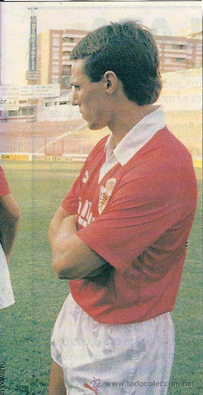Colecionismo desportivo: REAL MURCIA: recorte de MANOLO ( Ex del Bar&ccedil;a )