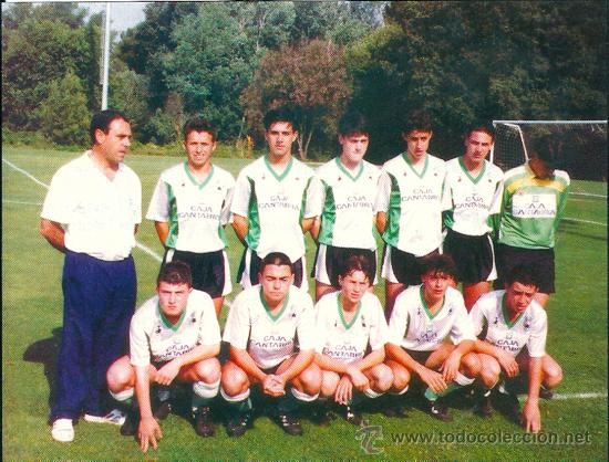 Collezionismo sportivo: RACING DE SANTANDER: Recorte de un equipo cadete con IVAN DE LA PE&Ntilde;A. A&Ntilde;OS 90