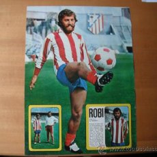 Coleccionismo deportivo: POSTER AS COLOR. 1/2 PAGINA. ROBI (AT.MADRID) AÑOS 70´. Lote 37186848