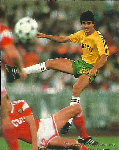 Colecionismo desportivo: SELECCI&Oacute;N DE F&Uacute;TBOL DE BRASIL: Recorte de BEBETO en acci&oacute;n. Hacia 1990