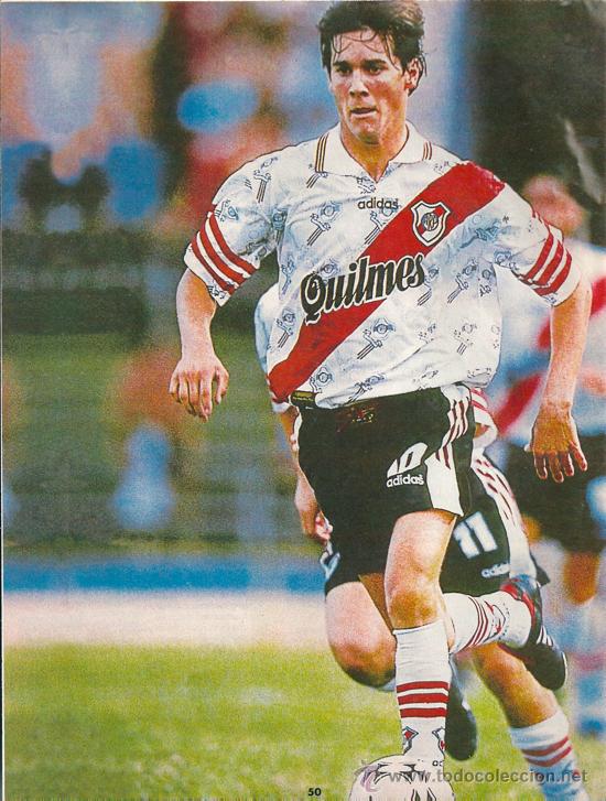 Collezionismo sportivo: C.A. RIVER PLATE ( ARGENTINA ): Minip&oacute;ster de SANTIAGO HERN&Aacute;N SOLARI. 1997