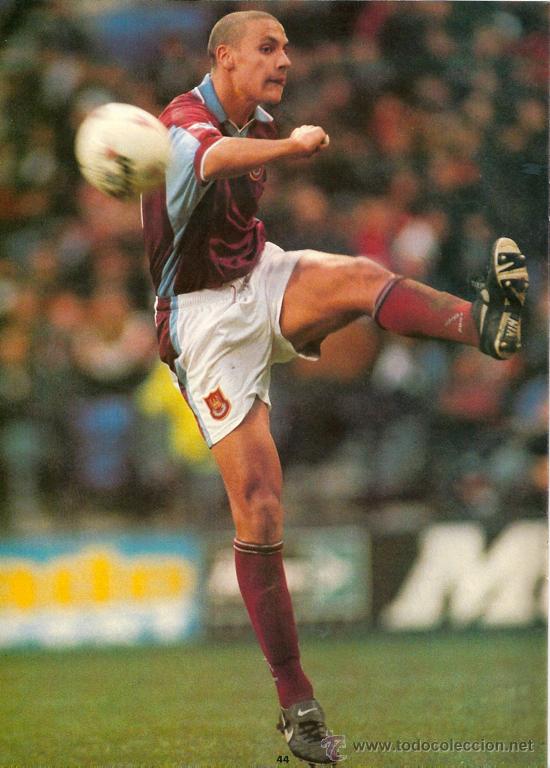 Collezionismo sportivo: WEST HAM UNITED: Miniposter de RIO FERDINAND. 1997