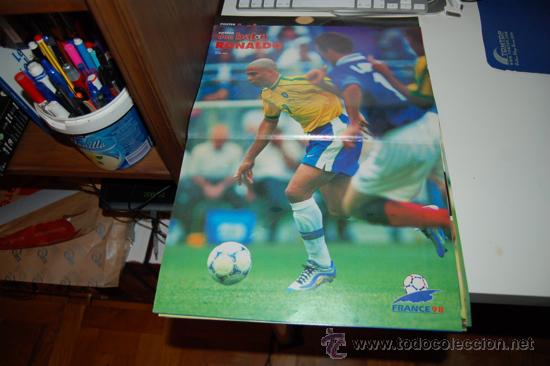 Collectionnisme sportif: SELECCI&Oacute;N DE F&Uacute;TBOL DE BRASIL: P&oacute;ster de RONALDO. 1998
