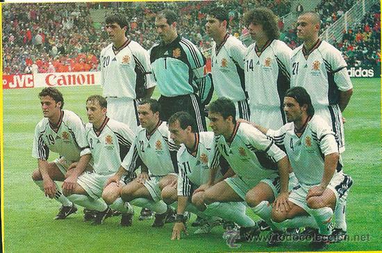 selección española fútbol: recorte de 1998 ( - Buy Antique football posters on todocoleccion