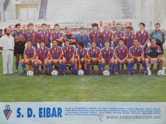 Sports collectibles: MINI POSTER SD EIBAR 95/96 - DON BALON LIGA FUTBOL 1995/1996 PLANTILLA -