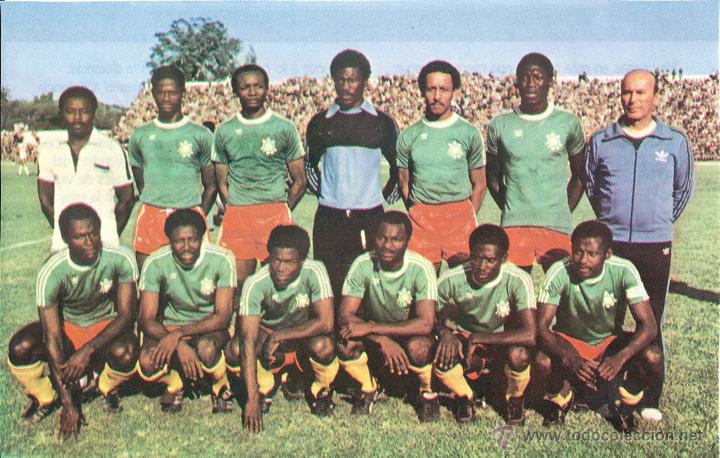 Sammelleidenschaft Sport: SELECCI&Oacute;N DE F&Uacute;TBOL DE CAMER&Uacute;N: Recorte de 1982