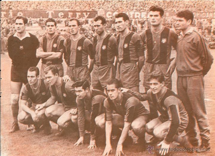 Coleccionismo deportivo: BAR&Ccedil;A: Recorte de un equipo de la temporada 59-60 ( At. Madrid 0-Bar&ccedil;a 1 )