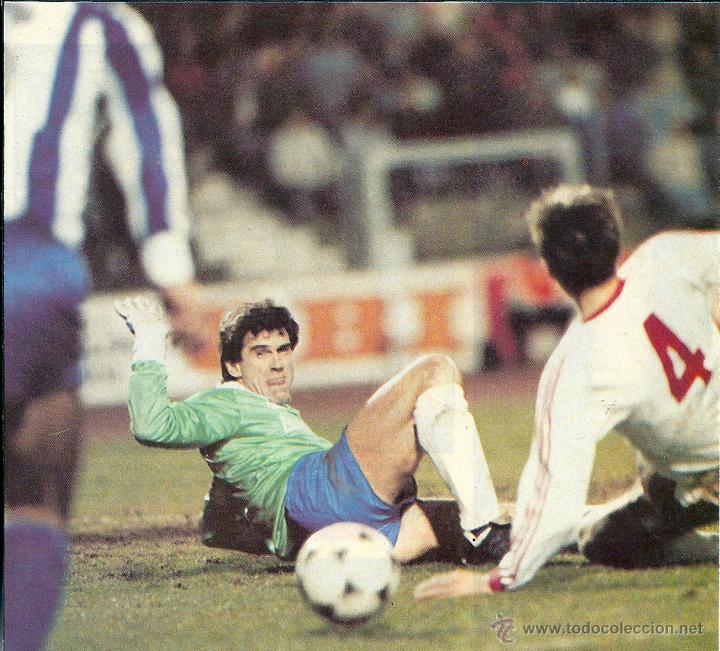 Sammelleidenschaft Sport: REAL SOCIEDAD: Gran recorte de ARKONADA a todo color. A&ntilde;os 80