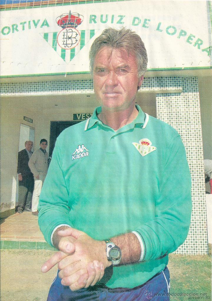 Collezionismo sportivo: REAL BETIS BALOMPI&Eacute;: Minip&oacute;ster del entrenador GUUS HIDDINK