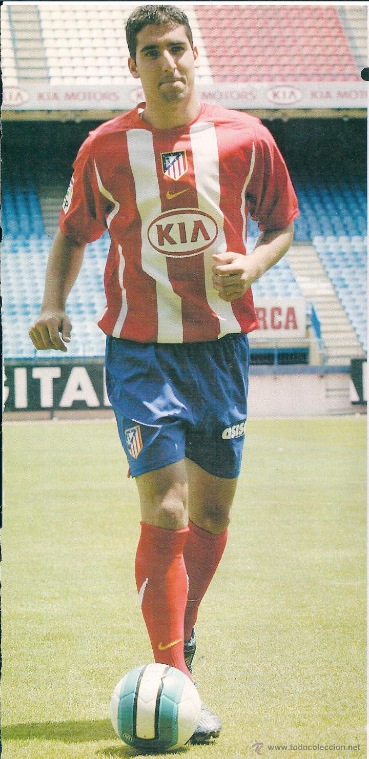 Coleccionismo deportivo: ATL&Eacute;TICO DE MADRID: Gran recorte de RA&Uacute;L GARC&Iacute;A