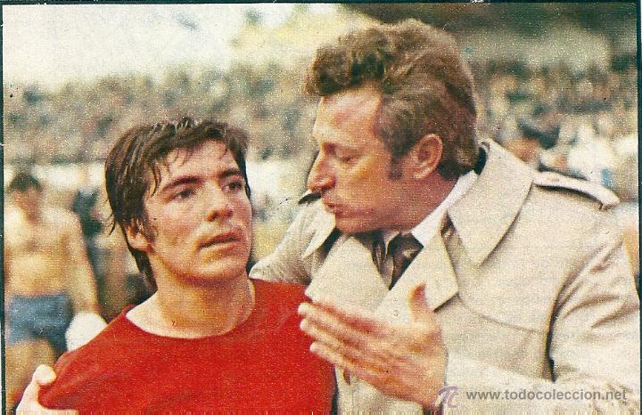 Collectionnisme sportif: SELECCI&Oacute;N ESPA&Ntilde;OLA DE F&Uacute;TBOL: Recorte de VALDEZ con el Presidente de la RFEF, P&Eacute;REZ PAY&Aacute;. 1973