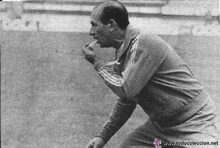 Collectionnisme sportif: Recorte de EDUARDO TOBA, entrenador y seleccionador espa&ntilde;ol. A&ntilde;os 70