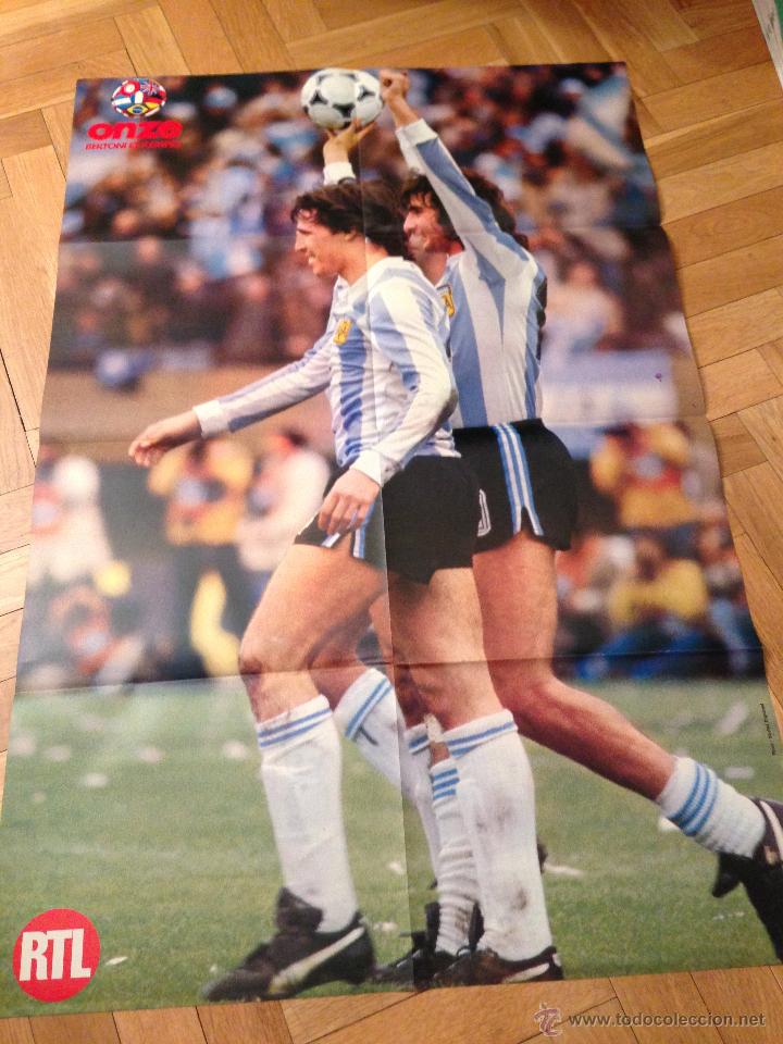 Sammelleidenschaft Sport: CARTEL POSTER ARGENTINA BERTONI KEMPES ARDILES NEESKENS RENSENBRINK REVISTA ONZE 1978
