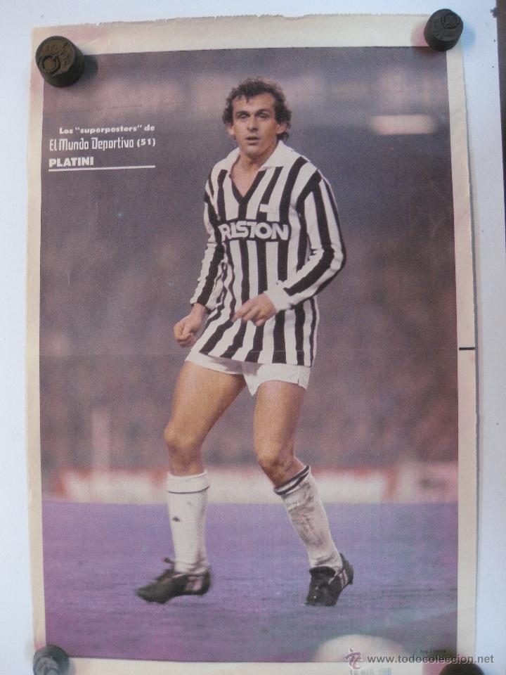 Collezionismo sportivo: SUPER POSTER EL MUNDO DEPORTIVO. PLATINI. 49 X 32 CMS..