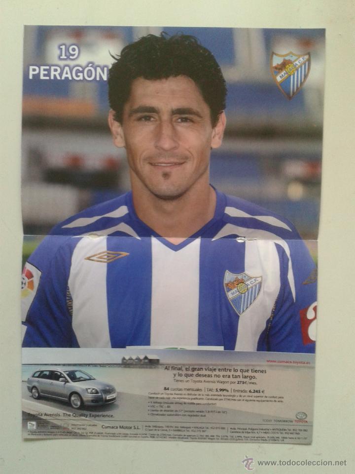 Coleccionismo deportivo: POSTER DE 21CM X 29,5CM DEL MALAGA CLUB DE FUTBOL N&ordm; 19 PERAGON